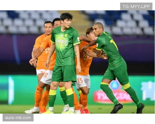 金玟哉塔赫竞争关系